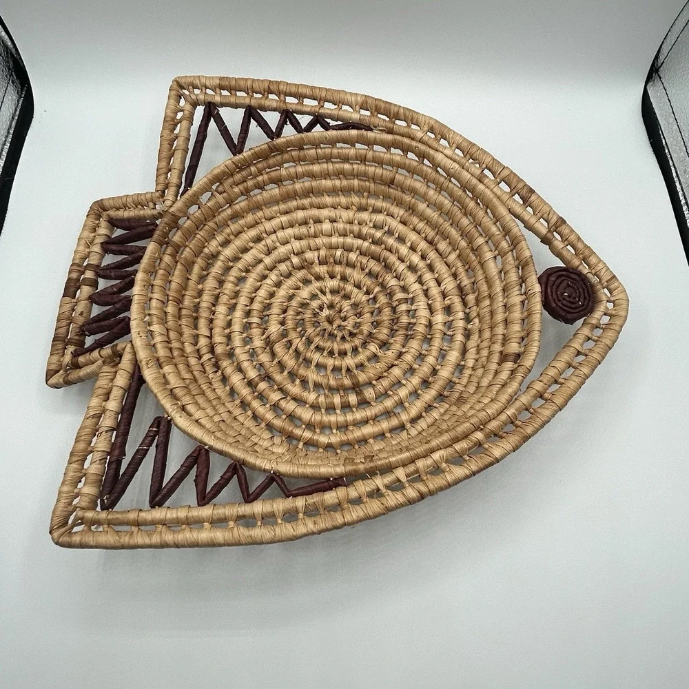 Handwoven Fish Basket Tray Raffia Wicker Boho Coastal Folk Art Wall Decor 12
